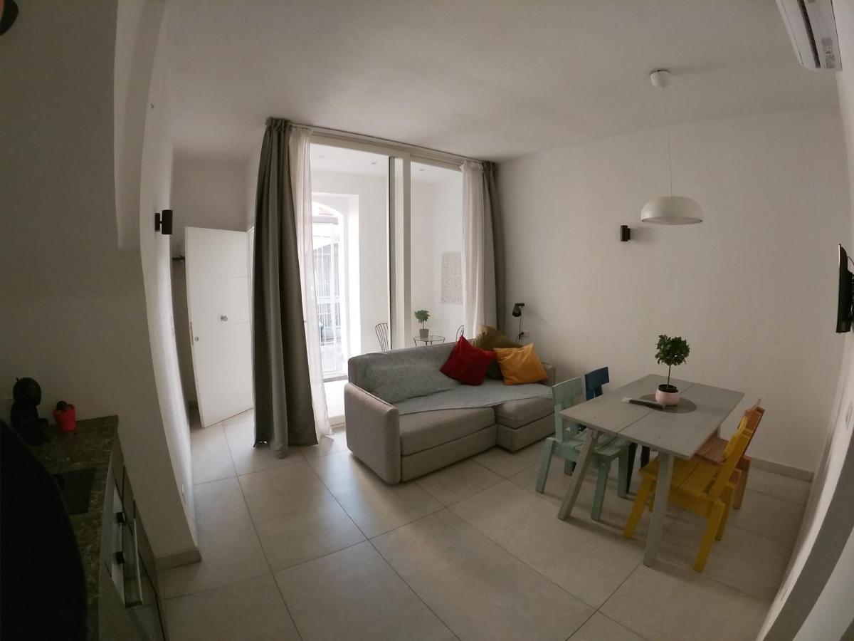 阿奇雷亚莱Casa Abbatuzzu公寓 外观 照片