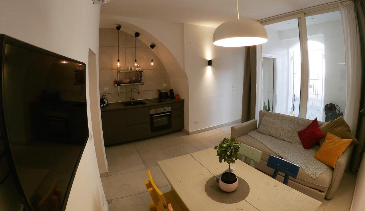 阿奇雷亚莱Casa Abbatuzzu公寓 外观 照片