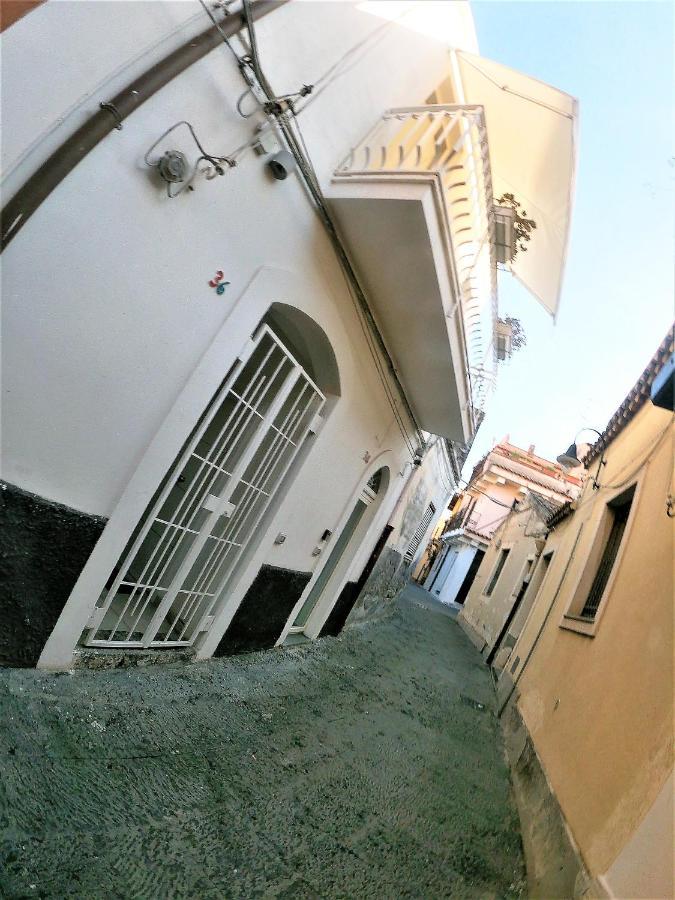 阿奇雷亚莱Casa Abbatuzzu公寓 外观 照片